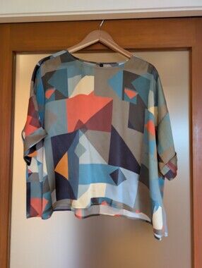 Elk Geometric Boxy Blouse in Teal, Coral, Navy